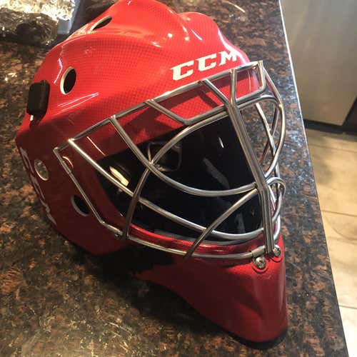 Red Senior CCM 9000  Goalie Mask