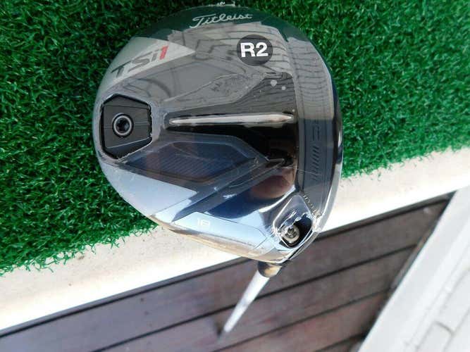 Titleist TSi1 18* Fairway Wood w/ Aldila ASCENT 40g R2 Flex Shaft