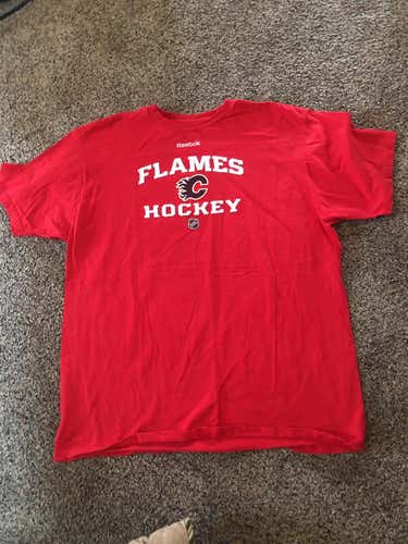 Red Reebok Calgary Flames T-Shirt