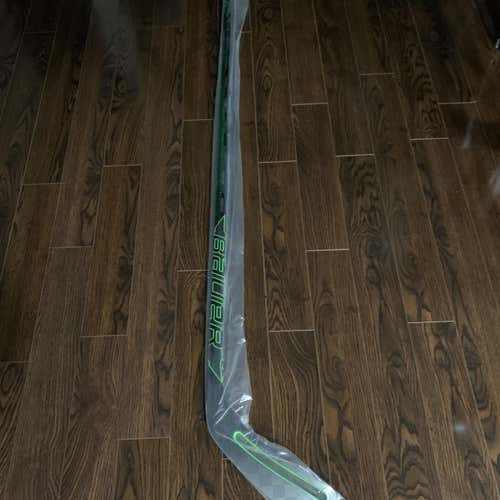 Senior Right Handed Nexus ADV Mid Pattern  Hockey Stick