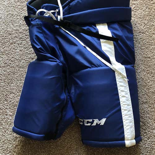 Pro Stock CCM HP70 L + 2 Toronto Maple Leafs Hockey pants