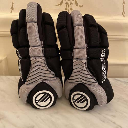 Black Used Player's Maverik Charger 9" Lacrosse Gloves