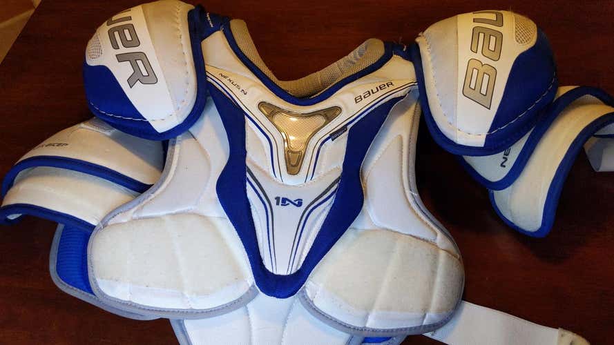 Used Senior Small Bauer Nexus 1N Shoulder Pads