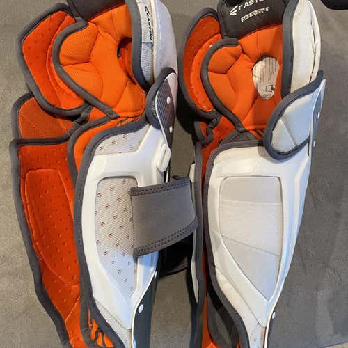 Senior Easton Mako  Shin Pads