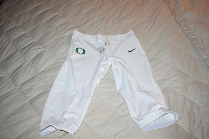 NWT - Nike Team Oregon Ducks Softball Pants (Sample), Medium