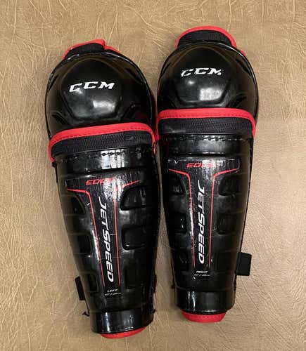 Used Youth CCM Shin Pads