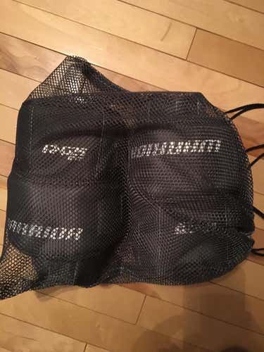 *New* Warrior R/G5 Intermediate Knee Pads