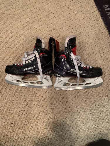 Senior Bauer Vapor 1X Regular Width Size 7 Hockey Skates