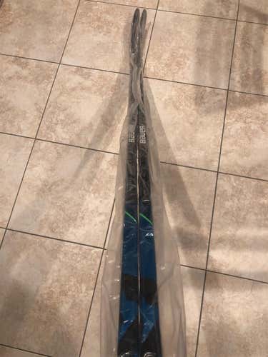 * 2 Pack*Senior Left Hand Nexus Geo  Hockey Stick