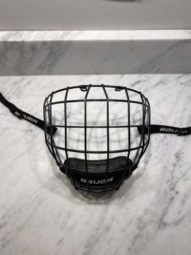 Senior Medium Bauer Profile II Facemask Full Cage