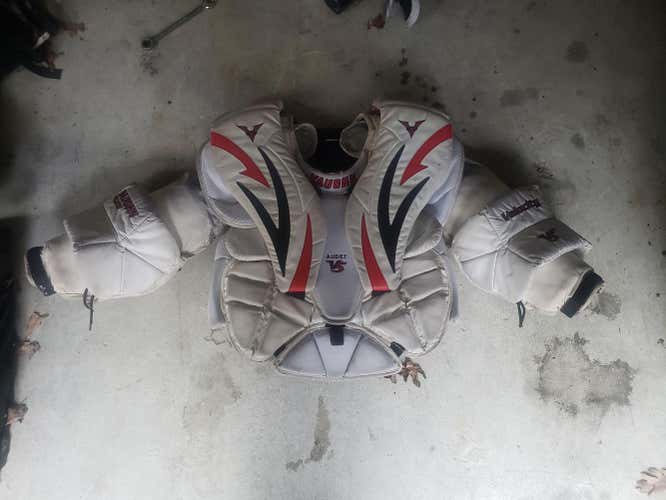 Used Senior Small Vaughn V5 Goalie Chest Protector Pro Stock