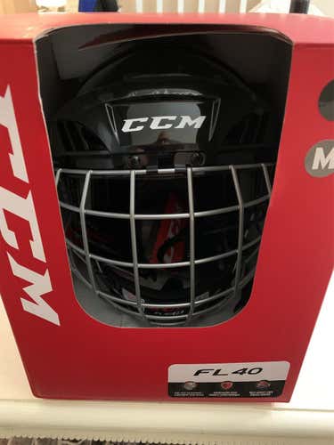 Black New Medium CCM FL40 Helmet
