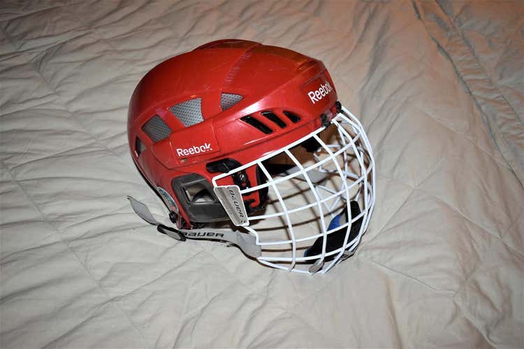 Reebok 7K Red Hockey Helmet w/Cage, Red, Medium