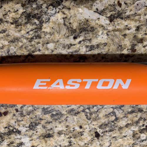 GREAT SHAPE! ORANGE BOMB BAT!!  Easton Mako 30/19 (-11)