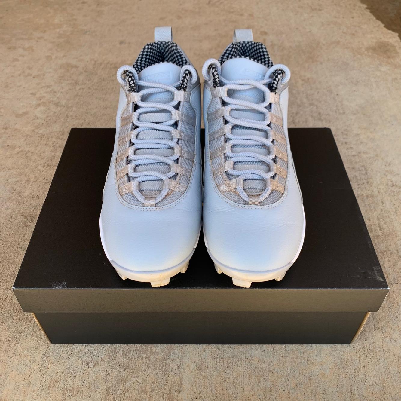 Jordan Retro 10 MCS Low Cleats sz 10.5 