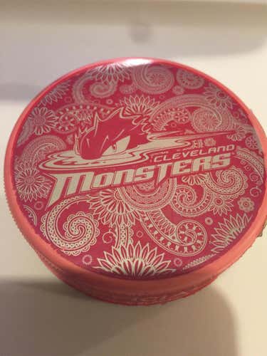 CLEVELAND MONSTERS A.H.L . HOCKEY PUCK