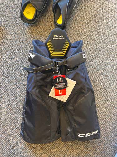 New Black Junior Medium CCM Tacks 7092 Hockey Pants