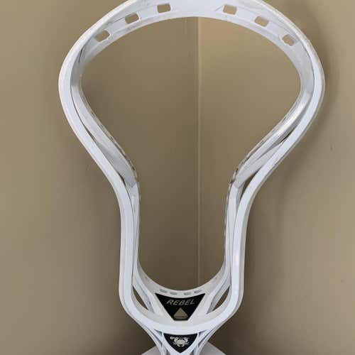 White Used Attack & Midfield Unstrung Rebel Offense Head