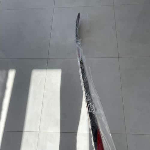 Bauer Vapor FlyLite P92 87 Flex Left Hand Hockey Stick