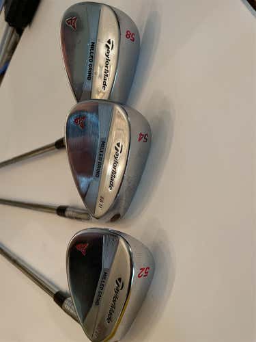 Men's Right Handed MIlled Grind Regular Flex Steel Shaft Wedge