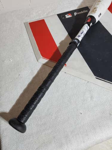 "HOT BAT" White Used Kid Pitch (9YO-13YO) 2017 DeMarini Composite CFX Bat (-10) 22 oz 32"