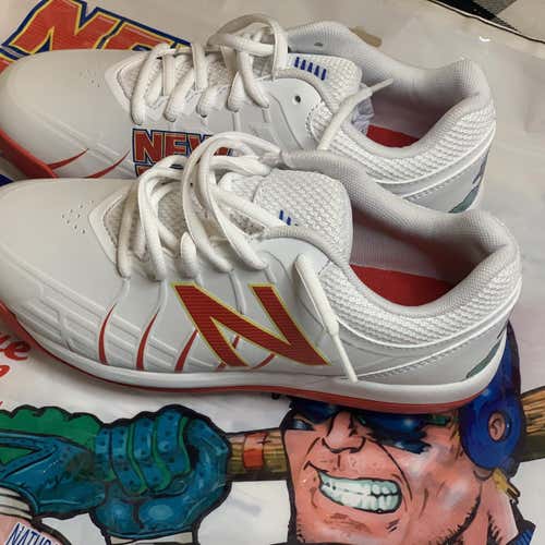 Youth Molded Cleats New Balance Cleats