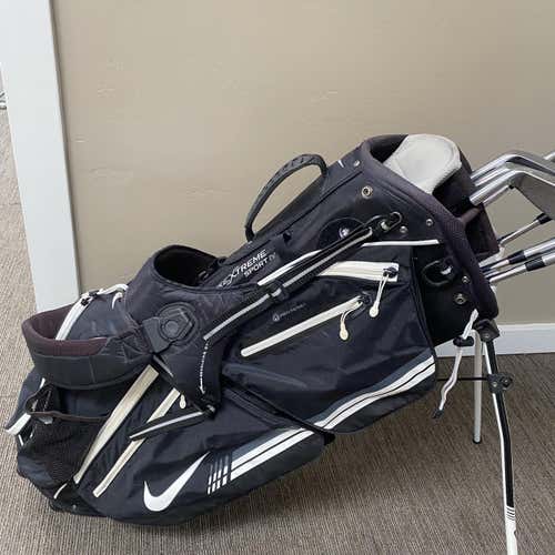 Nike Extreme Sport Waterproof Golf Carry Bag