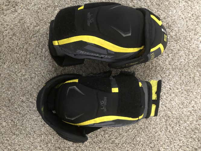 Used Junior Large Bauer Supreme 1S Elbow Pads
