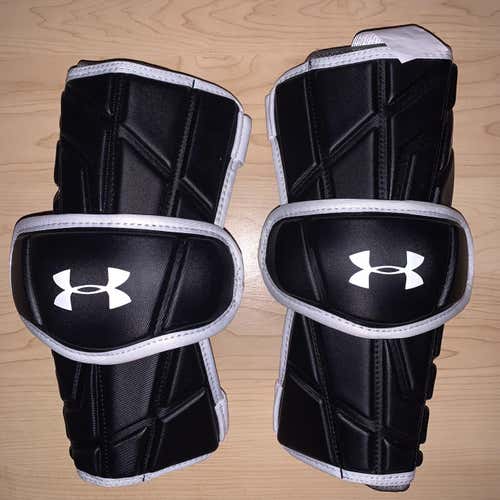 Used Large Under Armour Command Pro Arm Guard Arm Pads