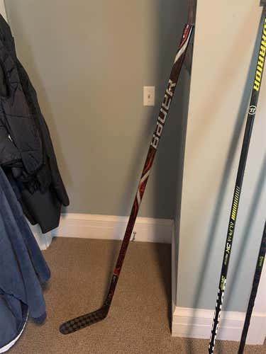 Senior Right Handed Vapor 1X Lite Mid Pattern Pro Stock Hockey Stick