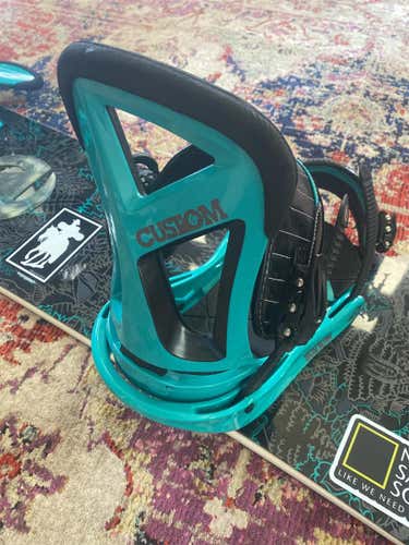 New Large Burton custom Snowboard Bindings