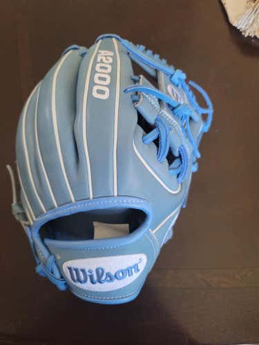 Brand New Limited Edition Wilson Right Hand Throw Infield A2000 Baseball Glove 11.5"