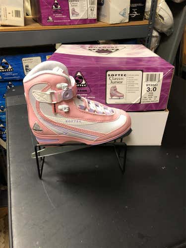 Pink New Jackson ST 2021 Size 3 Figure Skates