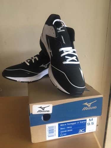 New Size 9.5 (Women's 10.5) Mizuno