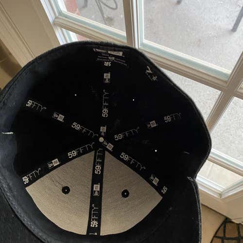 Black Adult 7 1/8 New Era