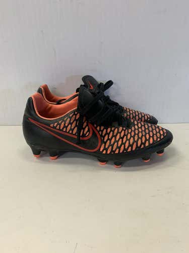 Used Nike Senior 6.5 Cleat Soccer Outdoor Cleats