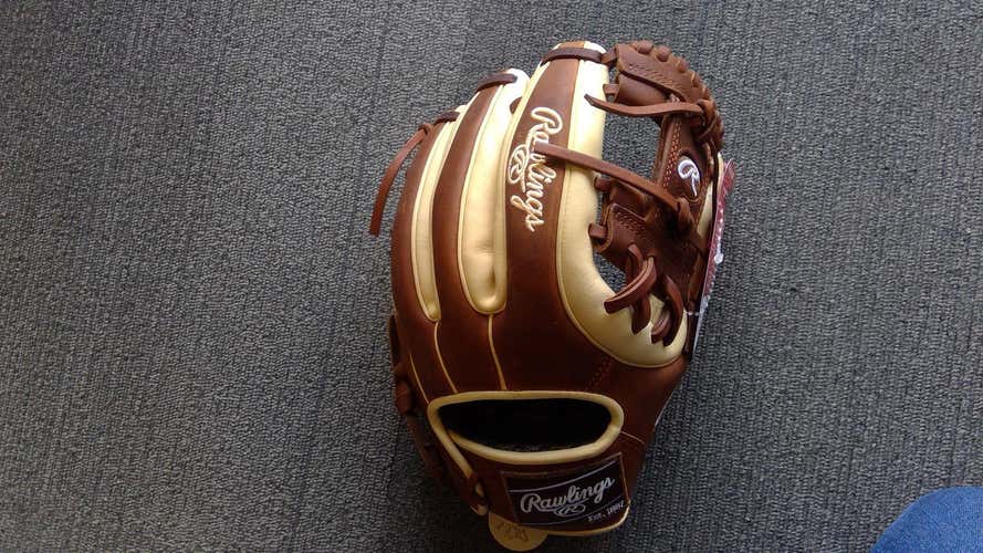 New Rawlings Right Hand Throw Heart of the Hide Baseball Glove 11.5"