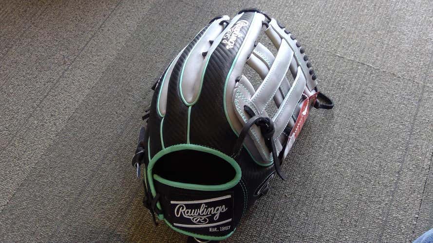 New Rawlings Right Hand Throw Heart of the Hide Baseball Glove 12.75"