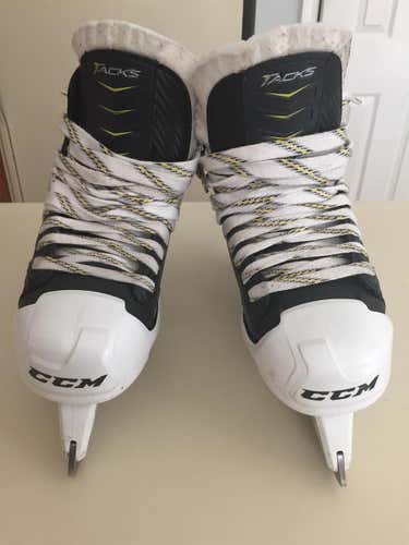 Junior CCM Tacks 4092 Regular Width Size 5.5 Hockey Goalie Skates