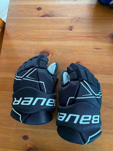 Black Junior Bauer NSX 12" Gloves
