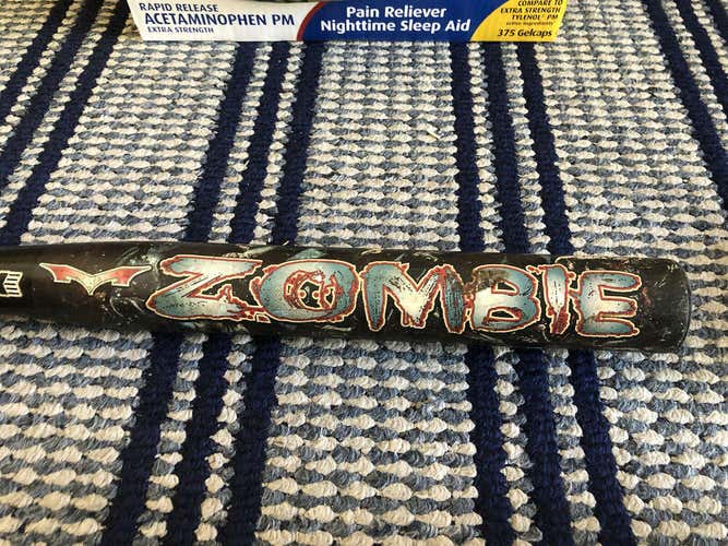 MONSTA ZOMBIE 34 27 SLOW PITCH SOFTBALL BAT CRACKED