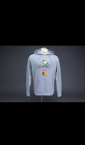 ARNOLD PALMER BUNDLE ~ 1 API WHITE T SHIRT (M), API LIGHT BLUE HOODIE (S), UA WHITE GOLF HAT S/M)