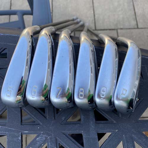 Mizuno JPX 919 Hot Metal Iron Set 5-pw