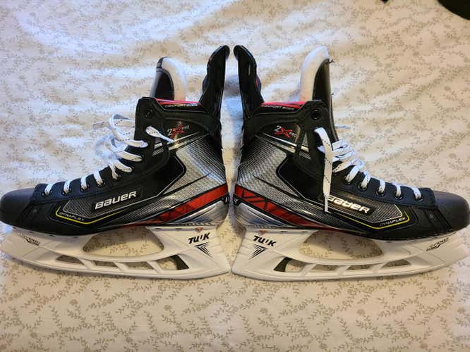 New Senior Bauer Vapor 2X Pro Hockey Skates Regular Width Pro Stock Size 10.5 Custom