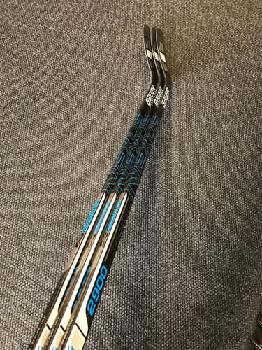 3 Senior Left Hand Nexus 2900 Mid Pattern  Hockey Stick