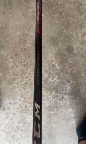 Junior Left Hand Jetspeed FT3 Pro Mid Pattern  Hockey Stick