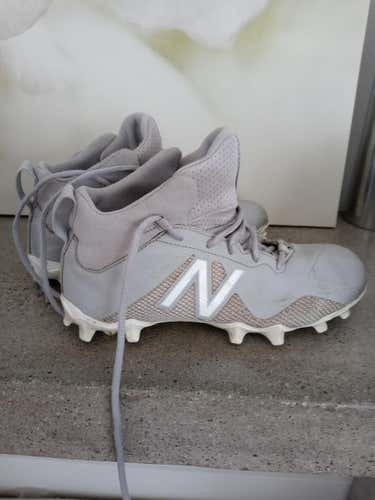 Gray Used Size 6.0 (Women's 7.0) Molded Cleats New Balance