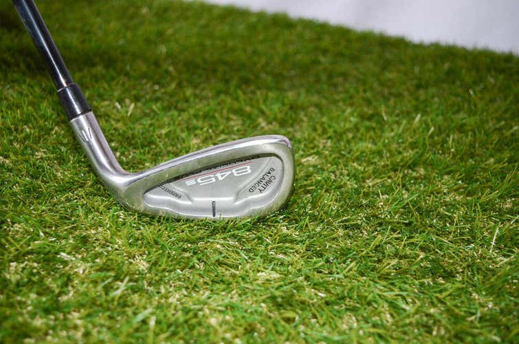 Tommy Armour	845s Oversize Plus 	8 Iron	Right Handed	37"	Graphite 	Stiff	New Gri