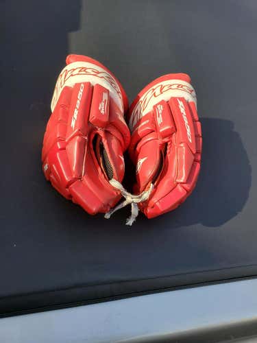 New never used muskoka zr950