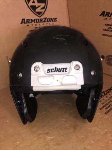 USED SCHUTT VENGEANCE PRO ADULT FOOTBALL HELMET - MEDIUM - FLAT BLACK